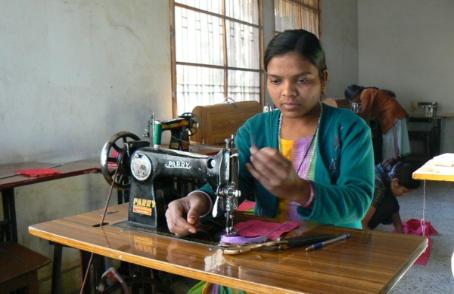 CERTIFICATE IN STITCHING & SEWING TECHNOLOGY